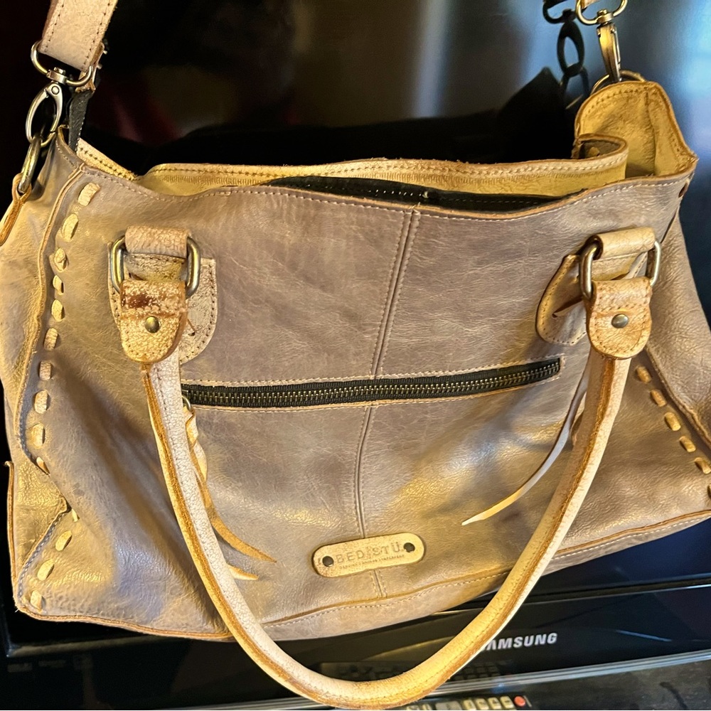 Brand new BED STU handbag from Buckle.